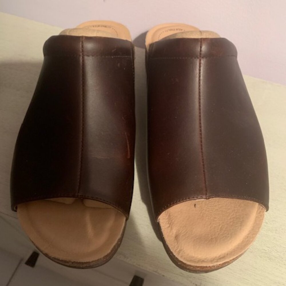 Women's Brown Clog/Sandal! - Picture 3 of 5